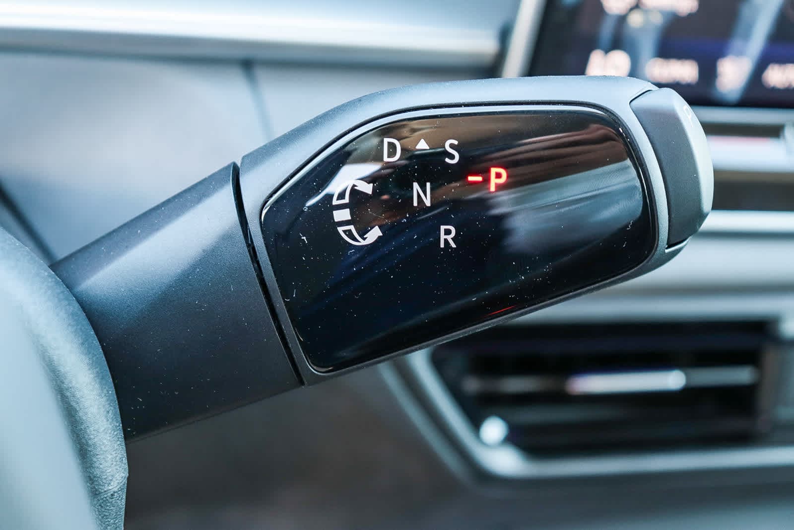 Thumbnail: 2025 Volkswagen Tiguan - 20