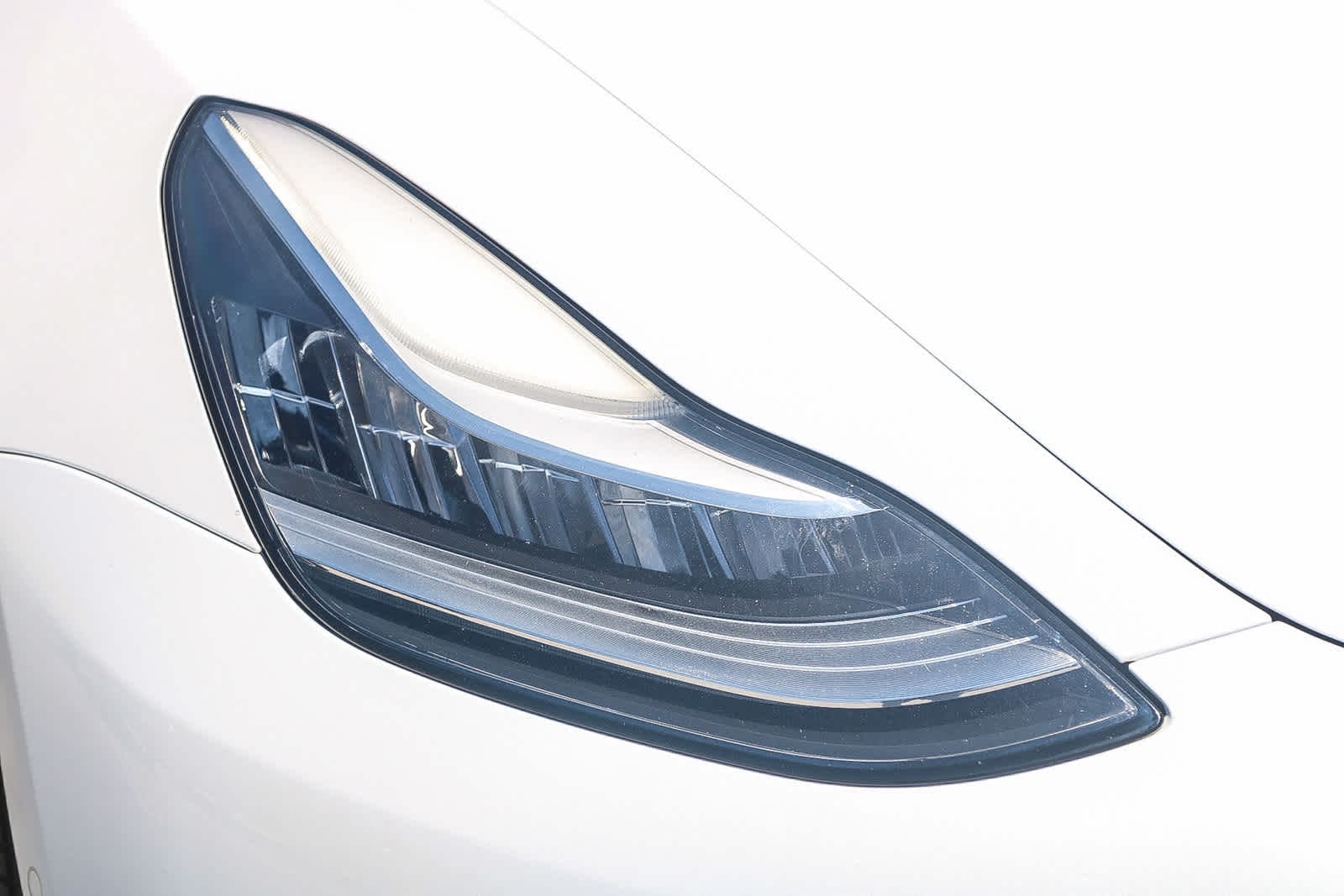 Thumbnail: 2019 Tesla Model 3 - 4