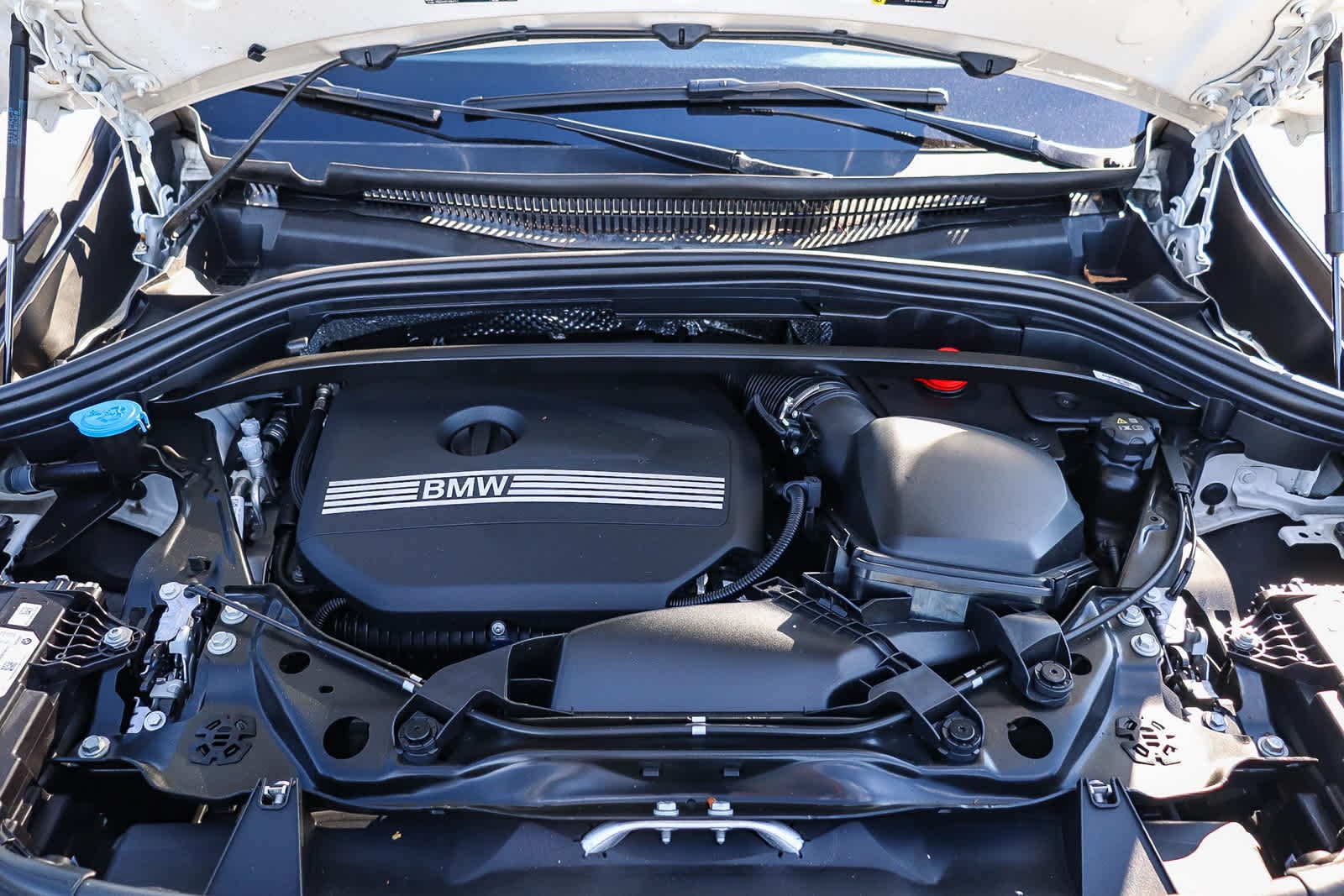 Thumbnail: 2023 BMW X1 - 22