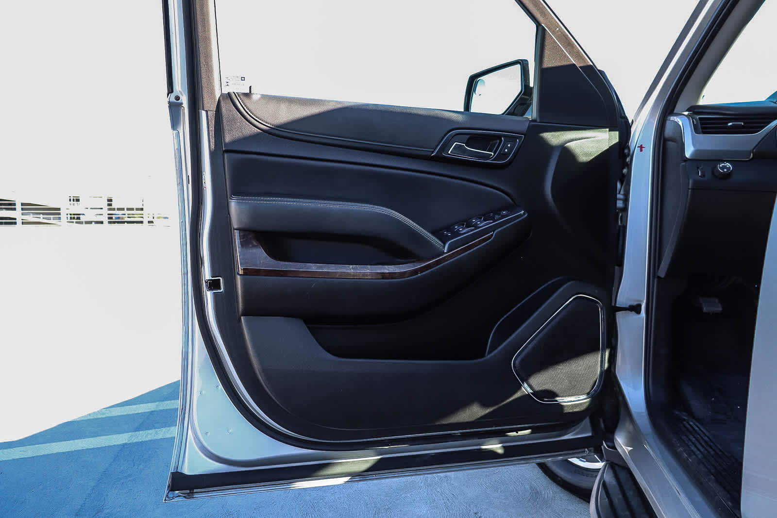 Thumbnail: 2020 Chevrolet Tahoe - 22