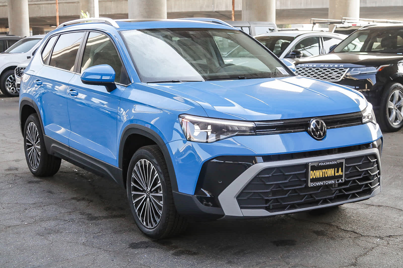 Thumbnail: 2025 Volkswagen Taos - 3