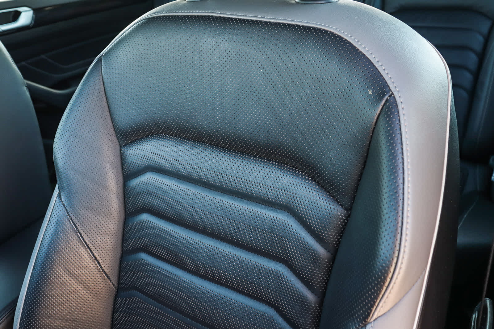 Thumbnail: 2023 Volkswagen Arteon - 28