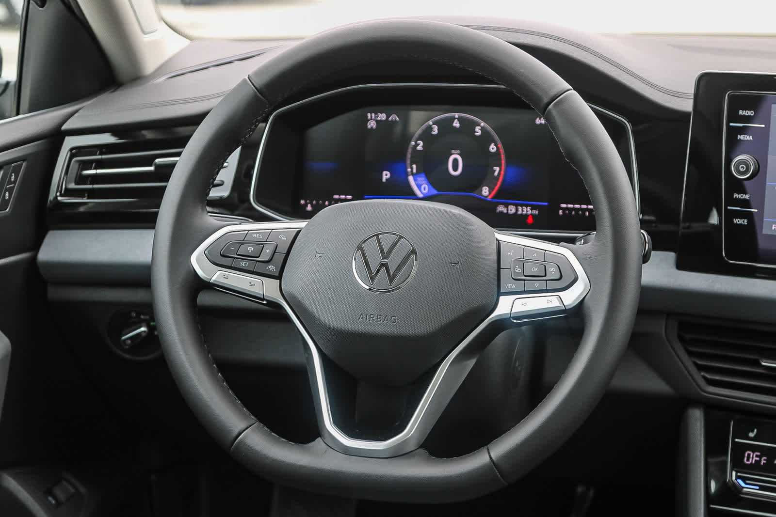 2025 Volkswagen Jetta SE 17