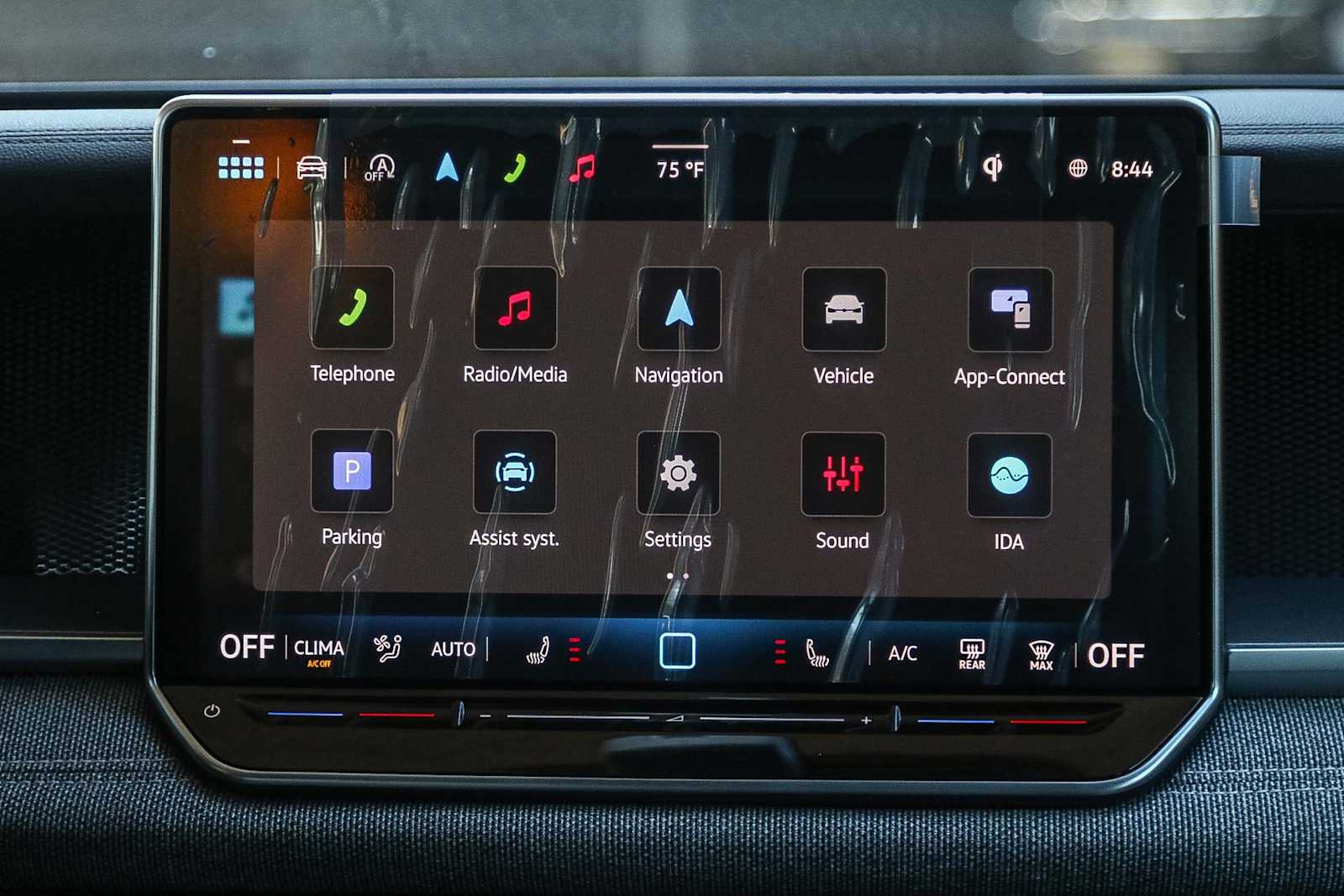 Thumbnail: 2025 Volkswagen Tiguan - 15