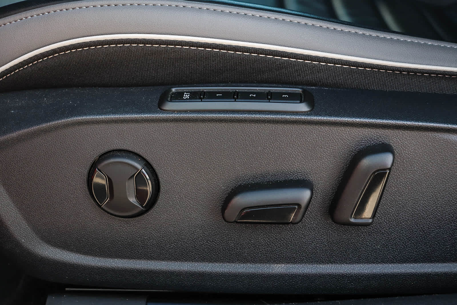 Thumbnail: 2023 Volkswagen Arteon - 21