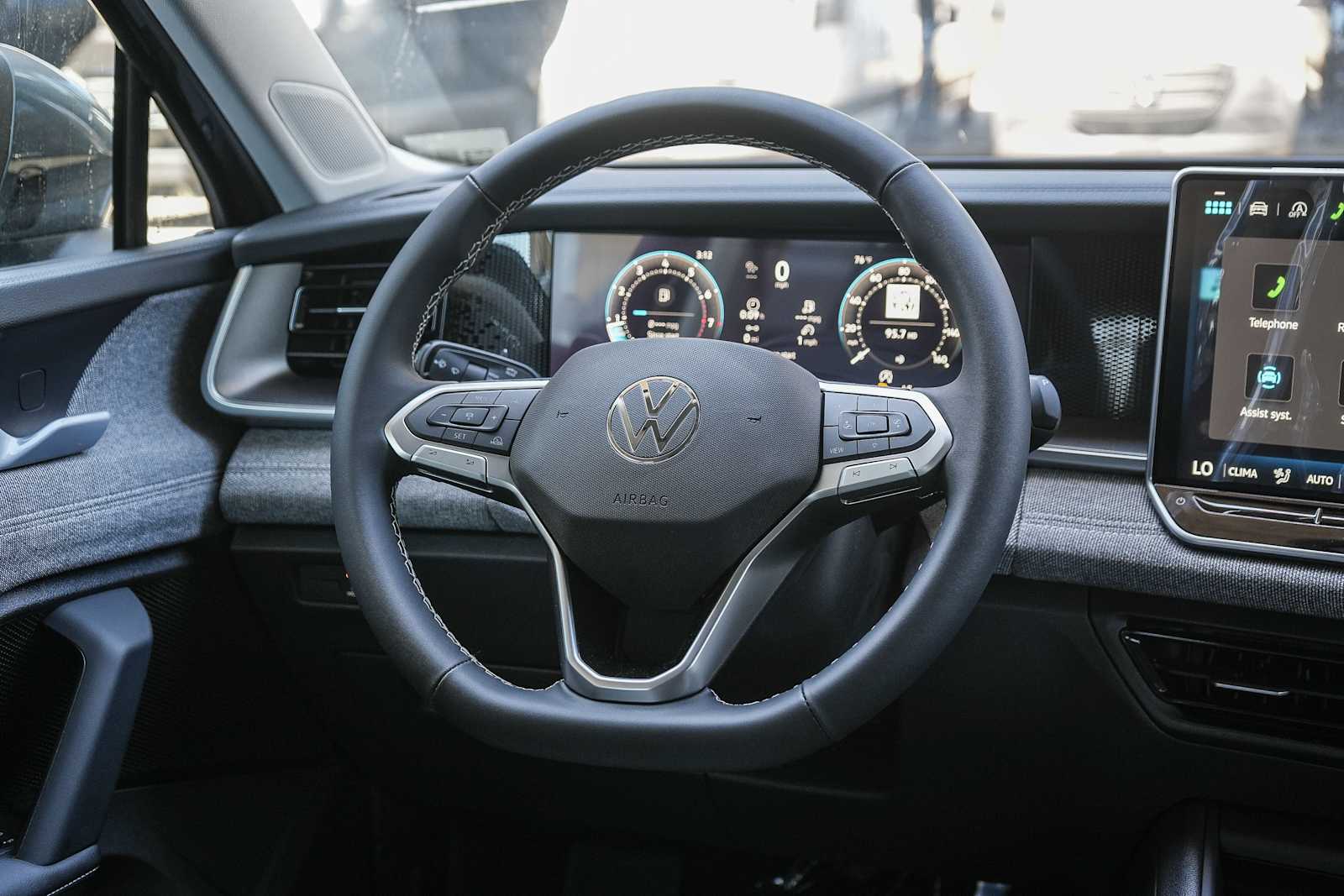 Thumbnail: 2026 Volkswagen Tiguan - 17