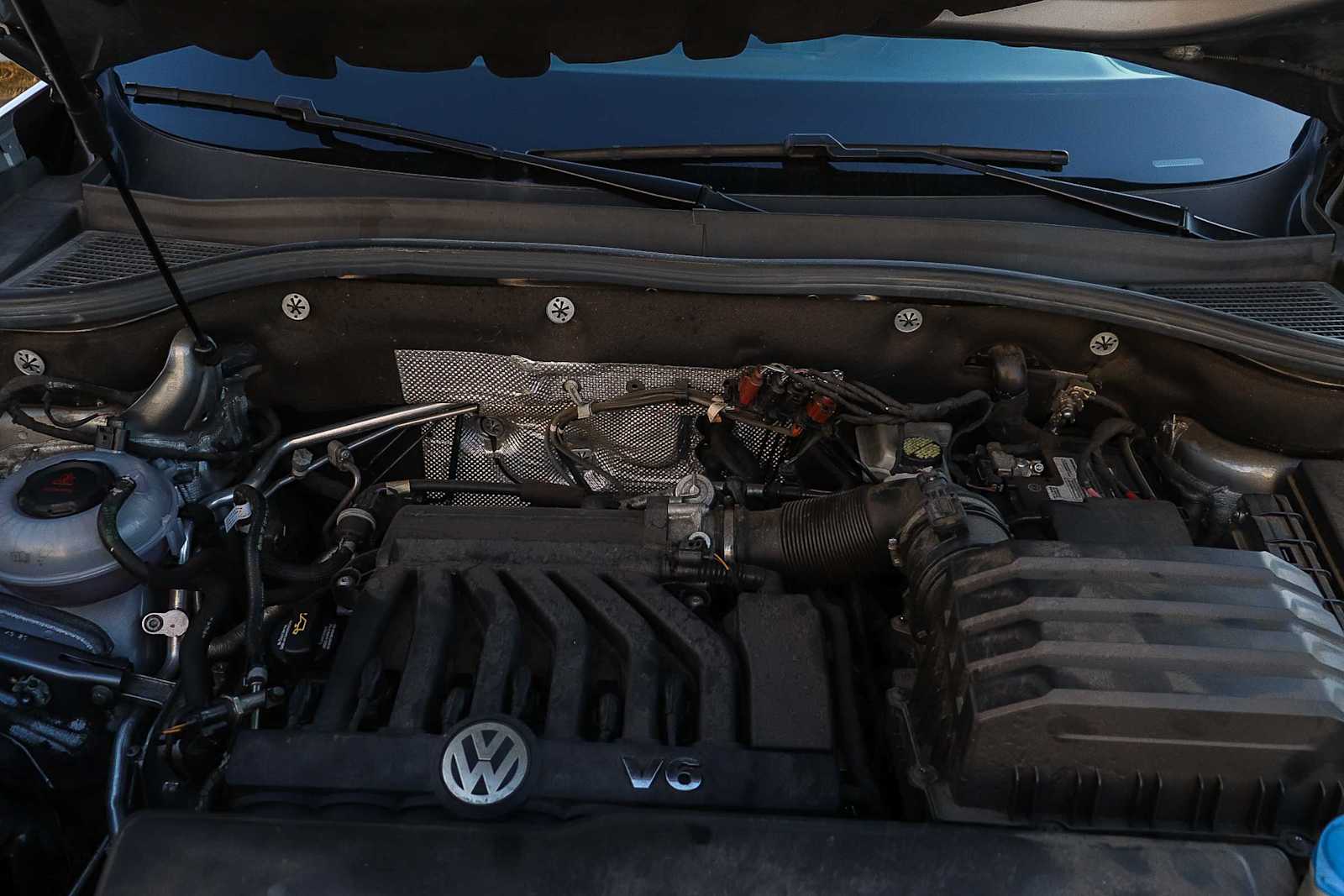 Thumbnail: 2021 Volkswagen Atlas - 28