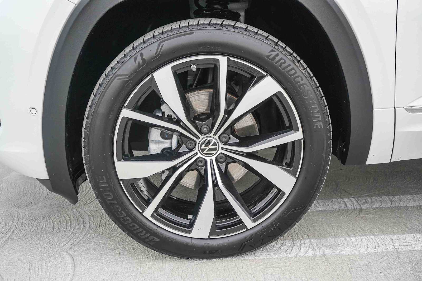 Thumbnail: 2025 Volkswagen Atlas - 11