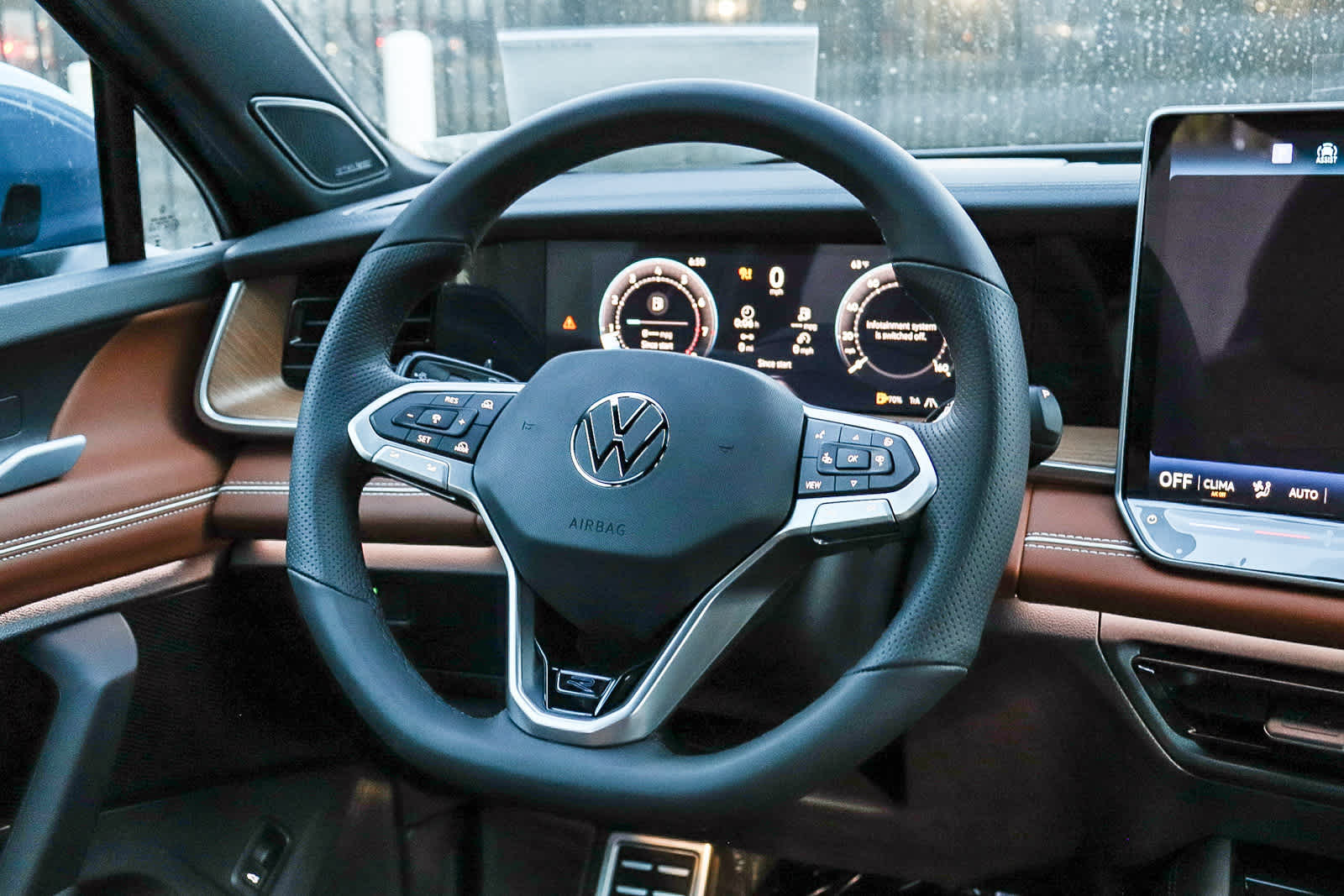 Thumbnail: 2026 Volkswagen Tiguan - 16