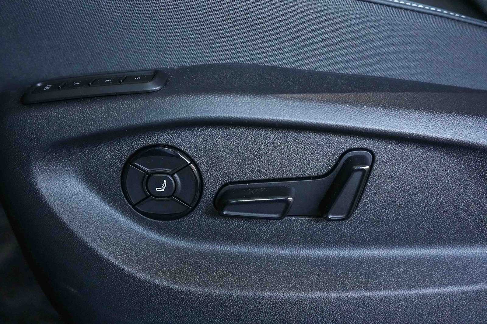 Thumbnail: 2026 Volkswagen Tiguan - 22