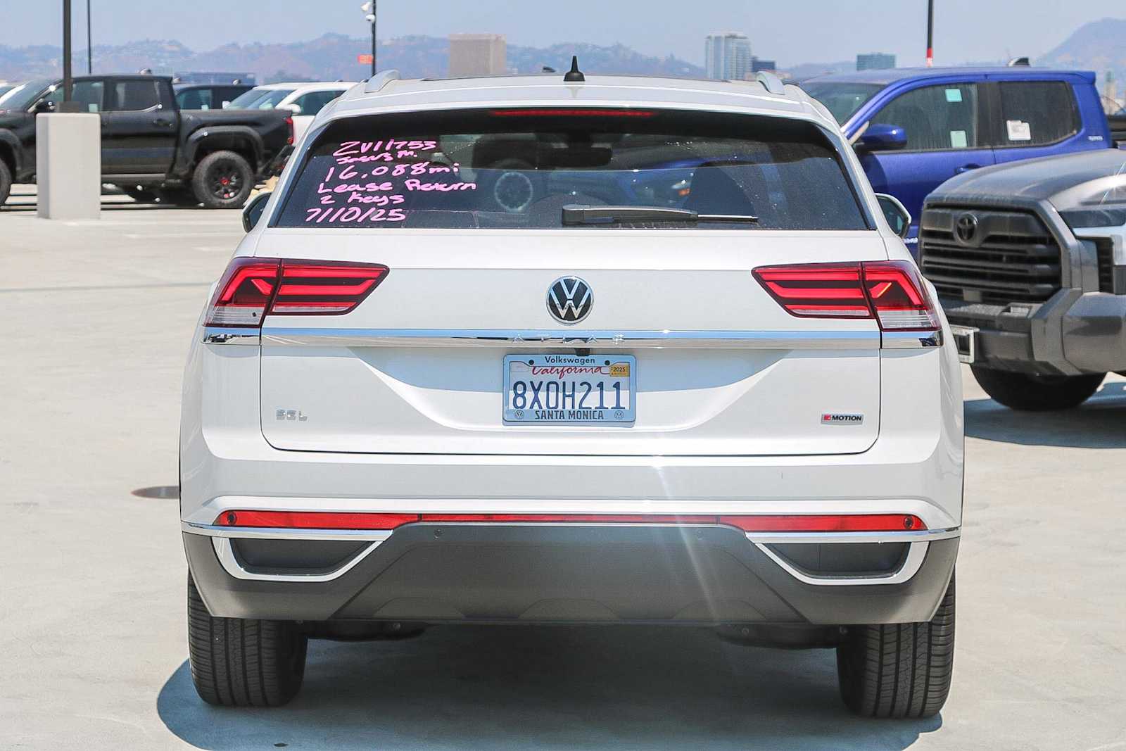 Thumbnail: 2021 Volkswagen Atlas - 8