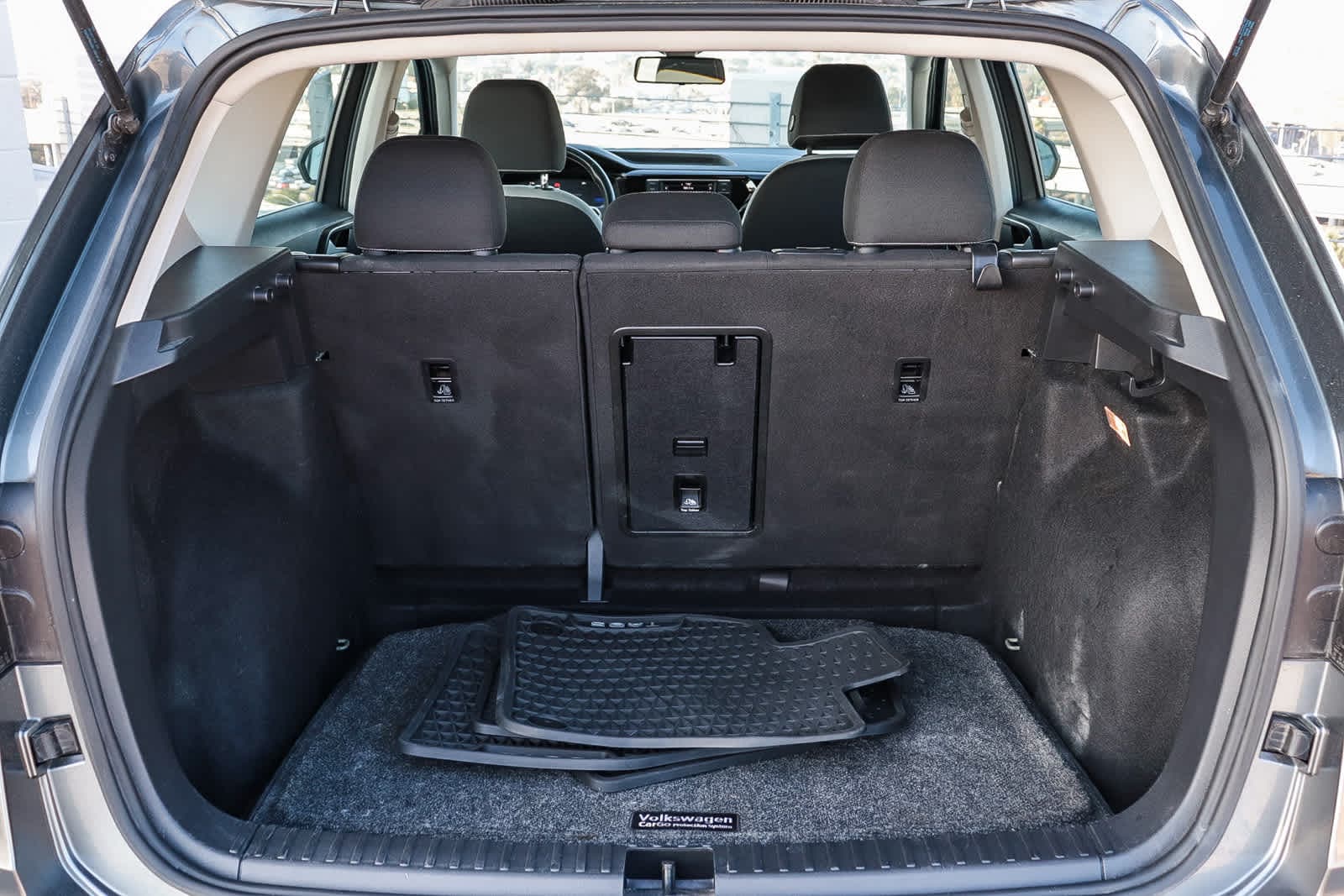 Thumbnail: 2022 Volkswagen Taos - 27