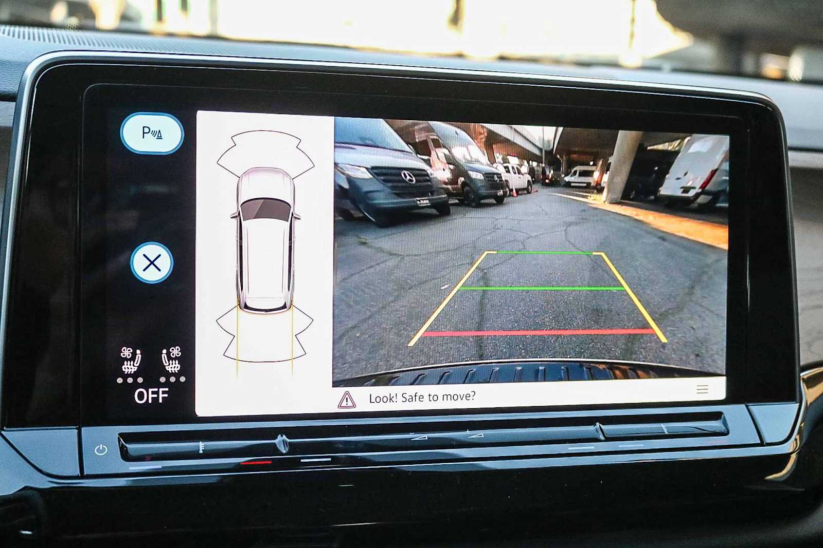 Thumbnail: 2026 Volkswagen Atlas - 24