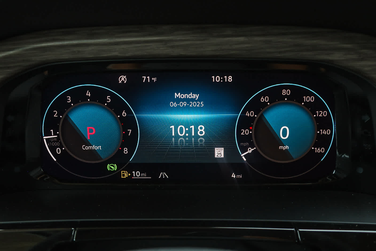 Thumbnail: 2025 Volkswagen Atlas - 26