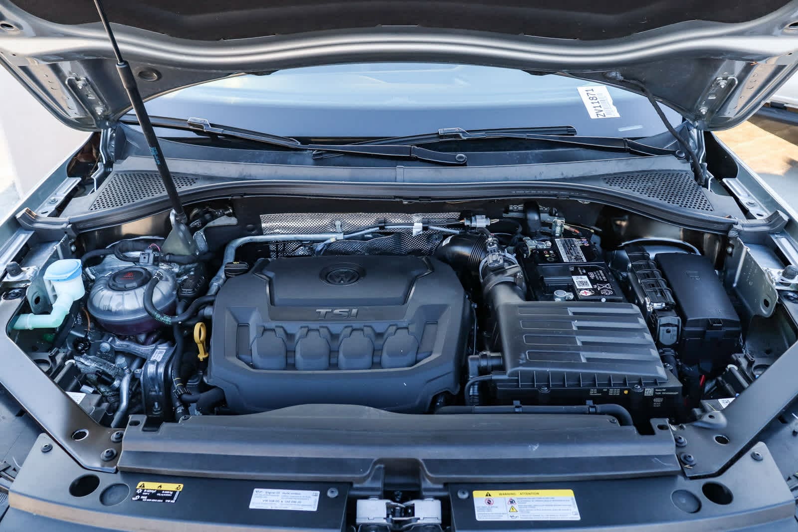 Thumbnail: 2022 Volkswagen Tiguan - 29