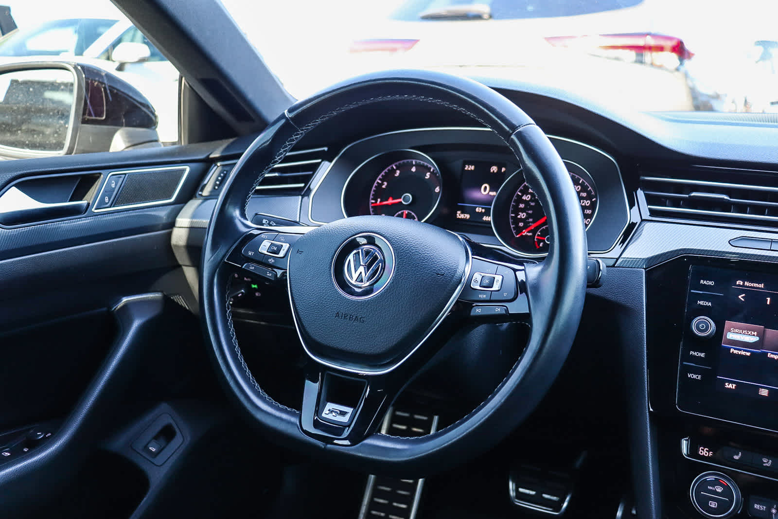 Thumbnail: 2019 Volkswagen Arteon - 16