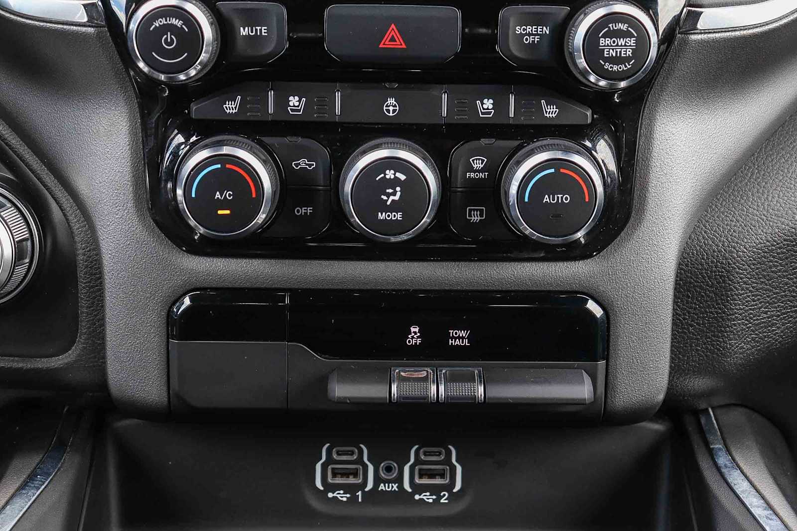 Thumbnail: 2024 RAM 1500 - 14