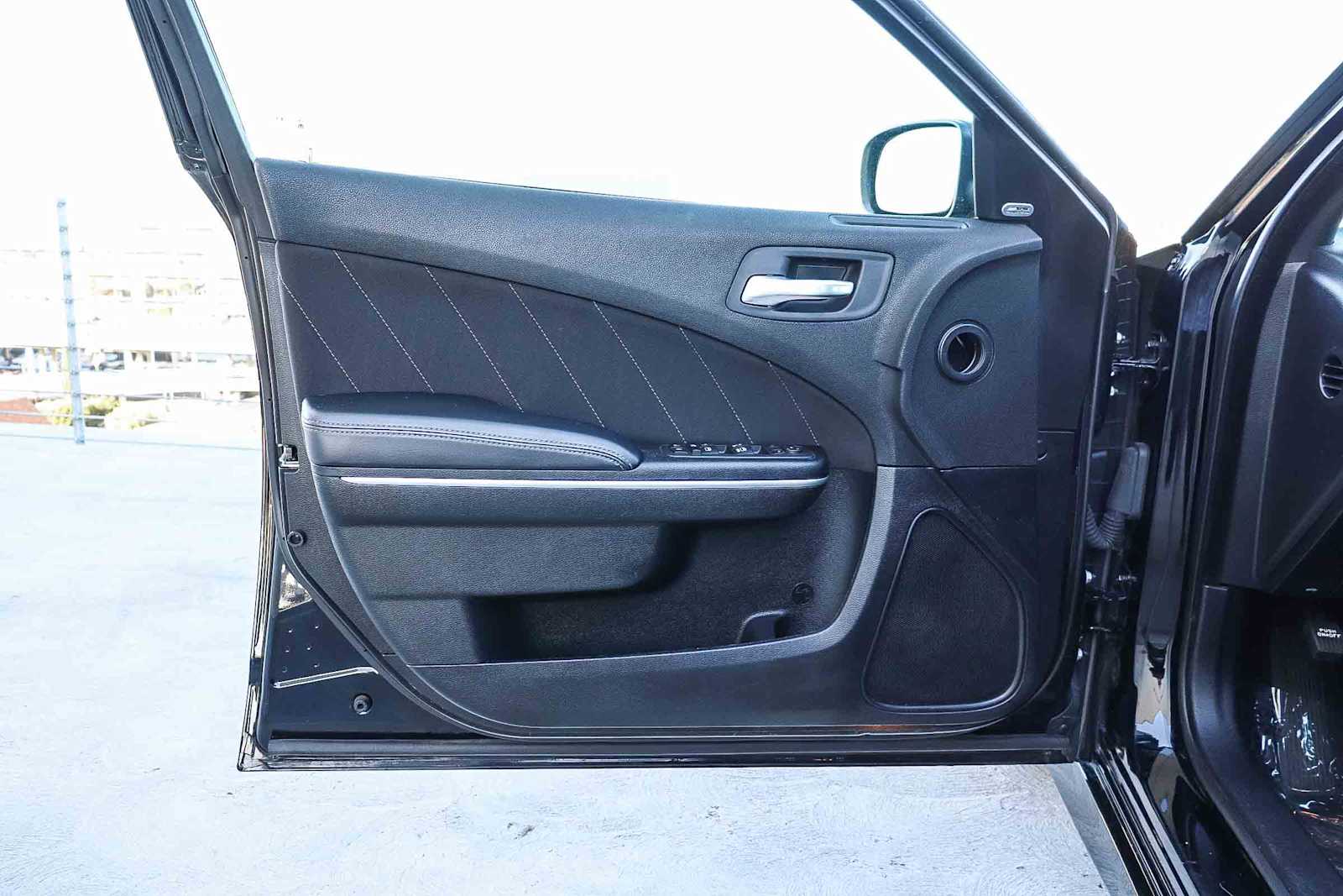 Thumbnail: 2022 Dodge Charger - 22