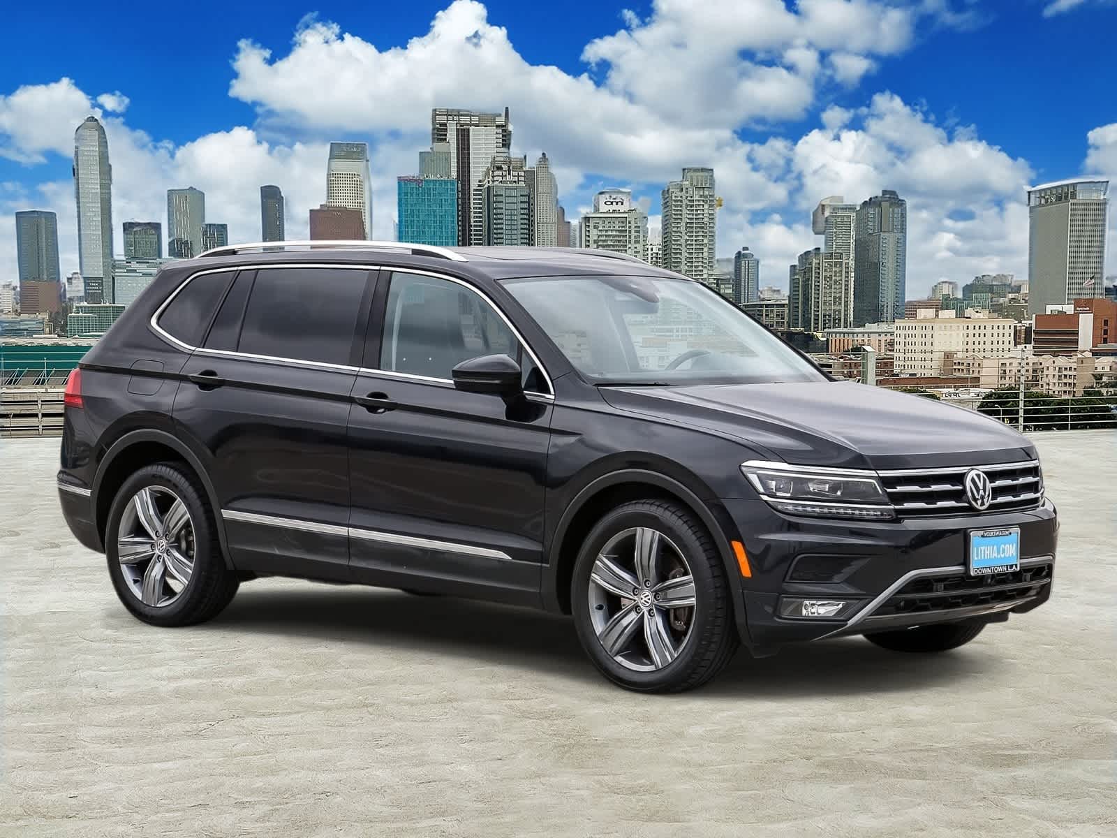 Thumbnail: 2018 Volkswagen Tiguan - 3