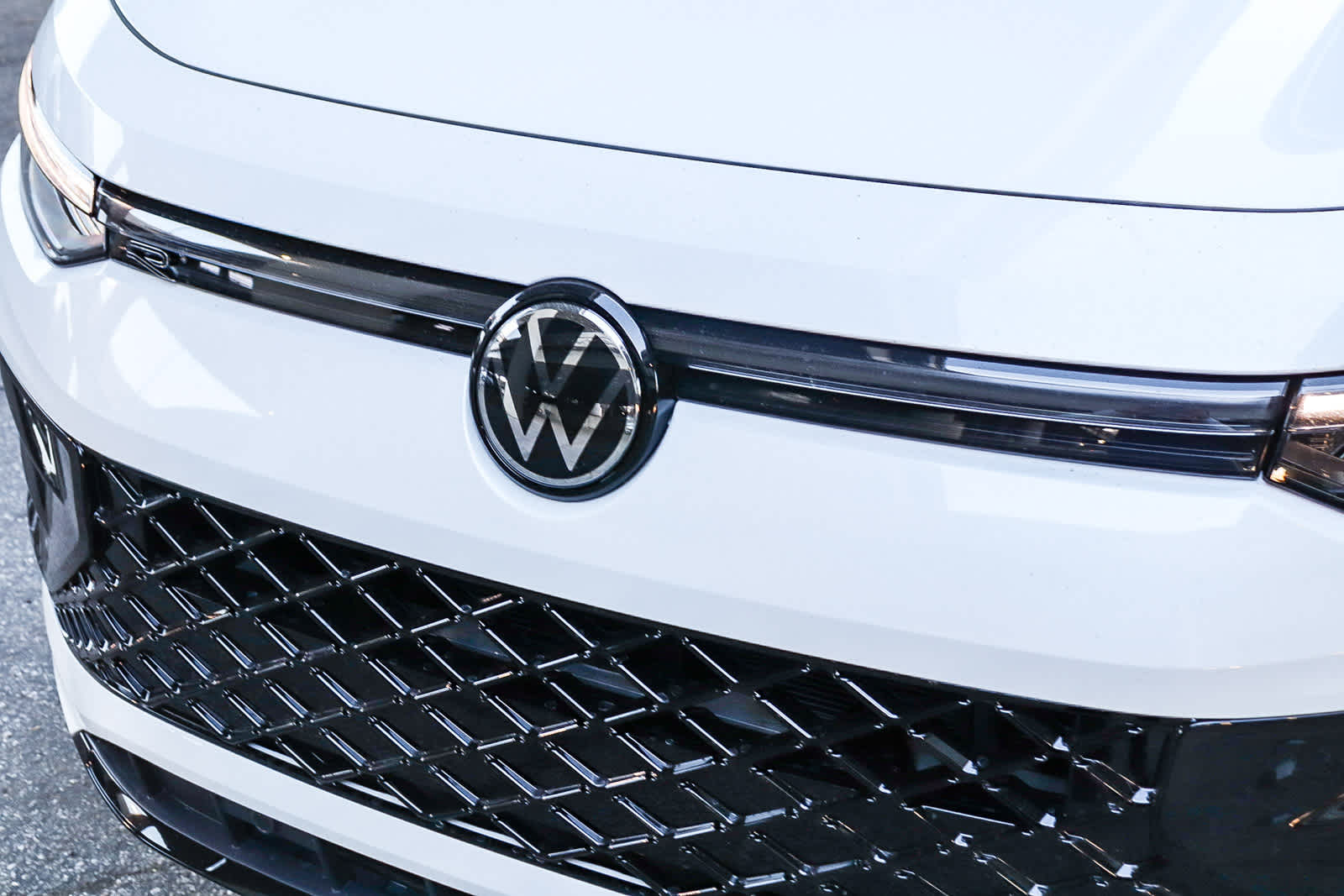 Thumbnail: 2026 Volkswagen Tiguan - 8