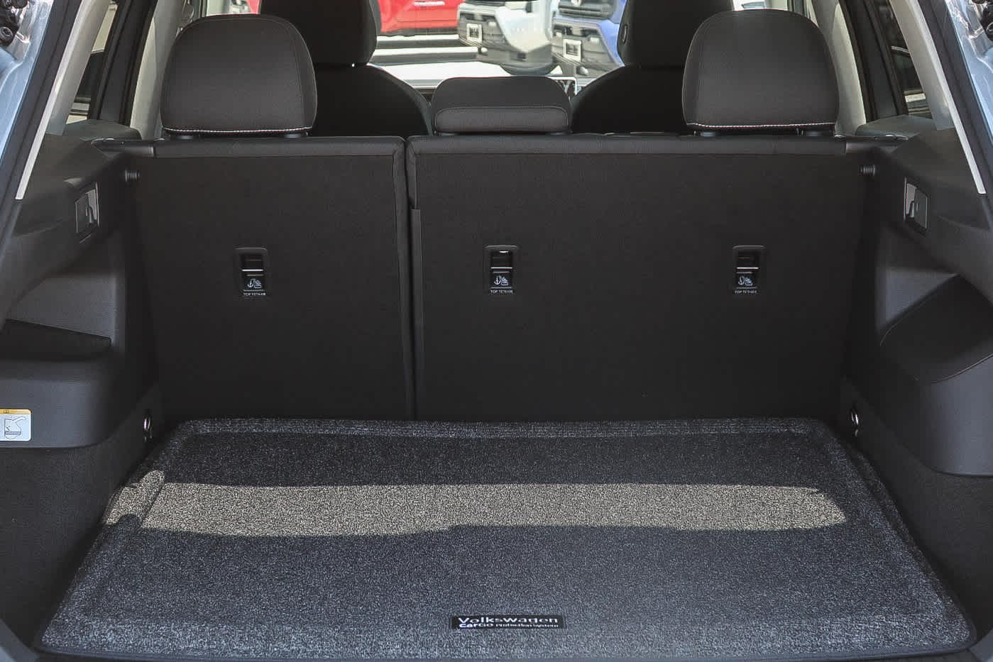 Thumbnail: 2025 Volkswagen Tiguan - 13