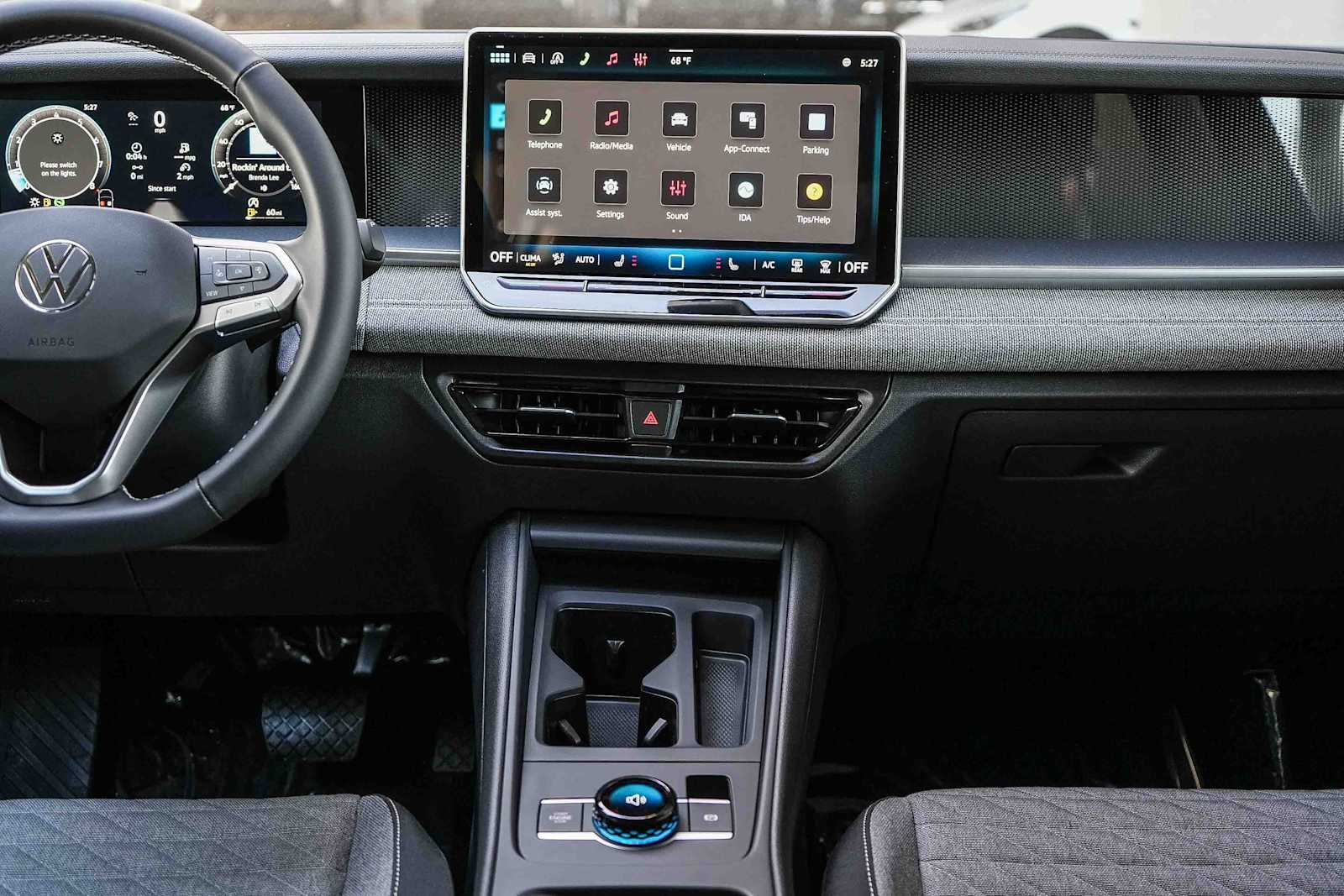 Thumbnail: 2026 Volkswagen Tiguan - 14