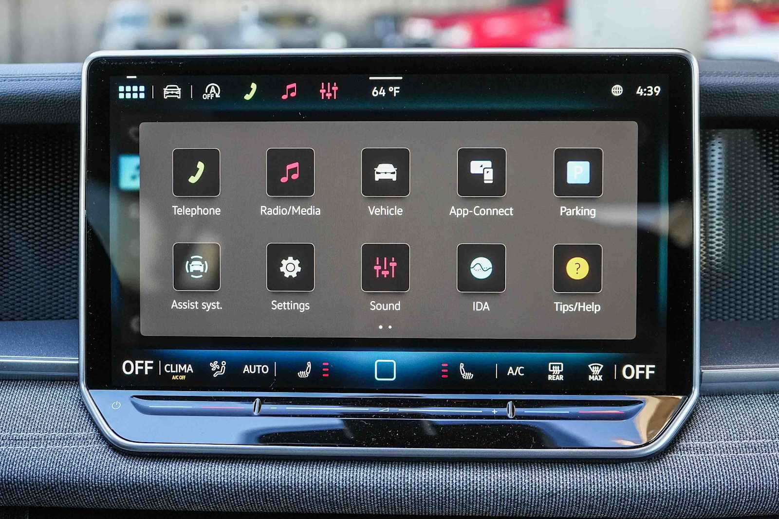 Thumbnail: 2026 Volkswagen Tiguan - 16