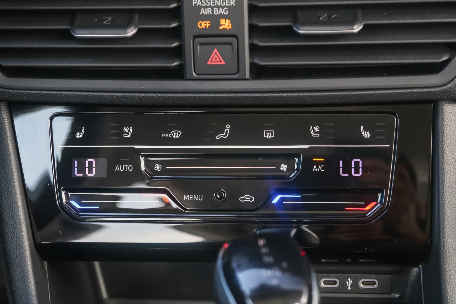 Thumbnail: 2025 Volkswagen Jetta - 14