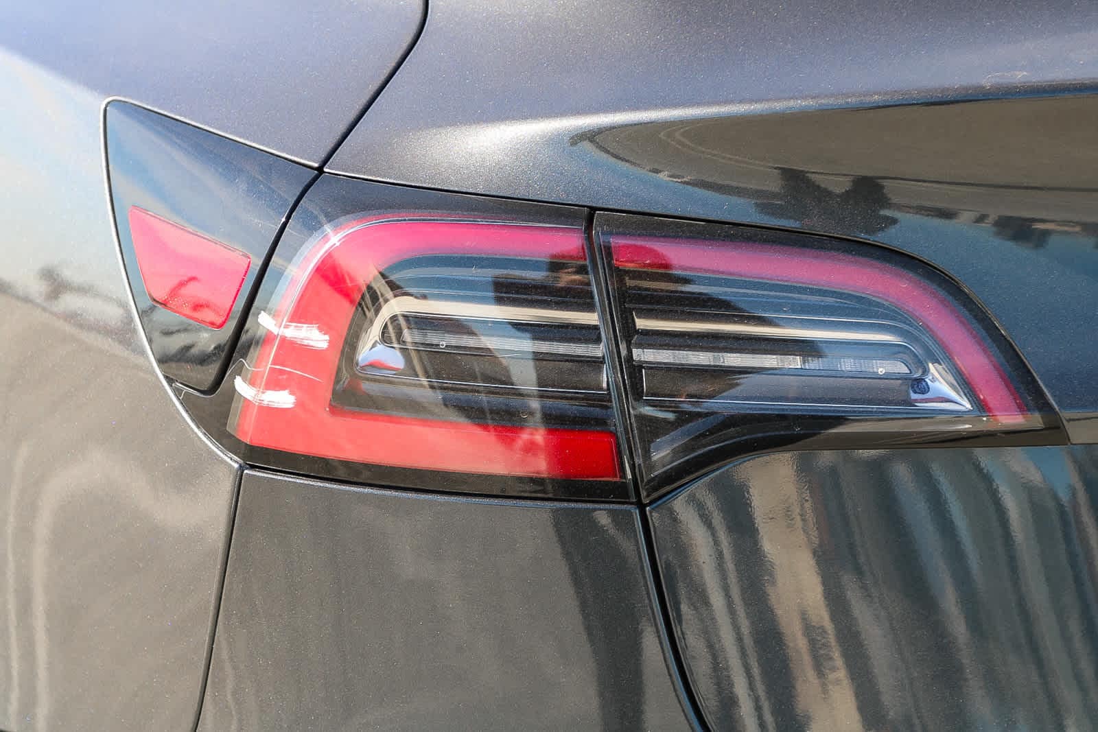 Thumbnail: 2018 Tesla Model 3 - 9