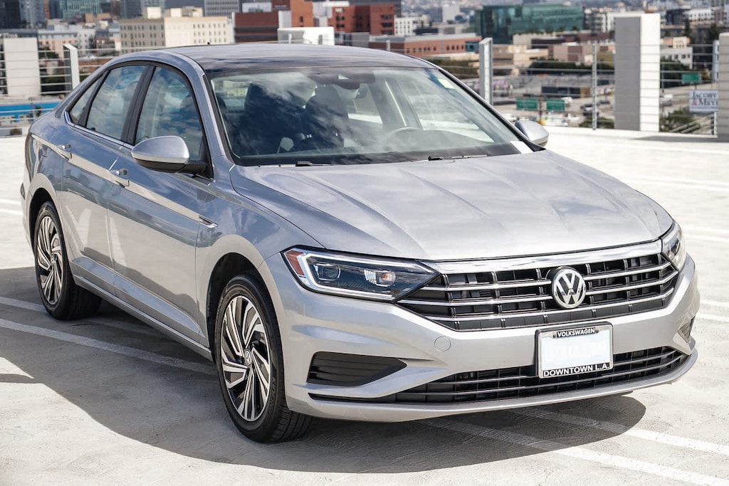 Used 2021 Volkswagen Jetta SEL Sedan