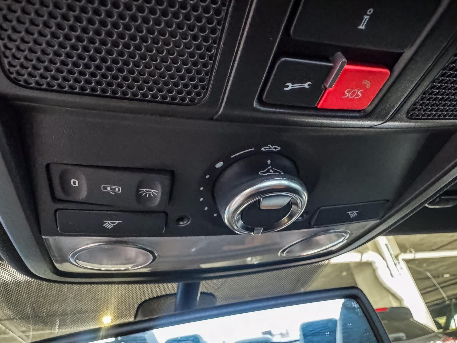 Thumbnail: 2015 Volkswagen Jetta - 18