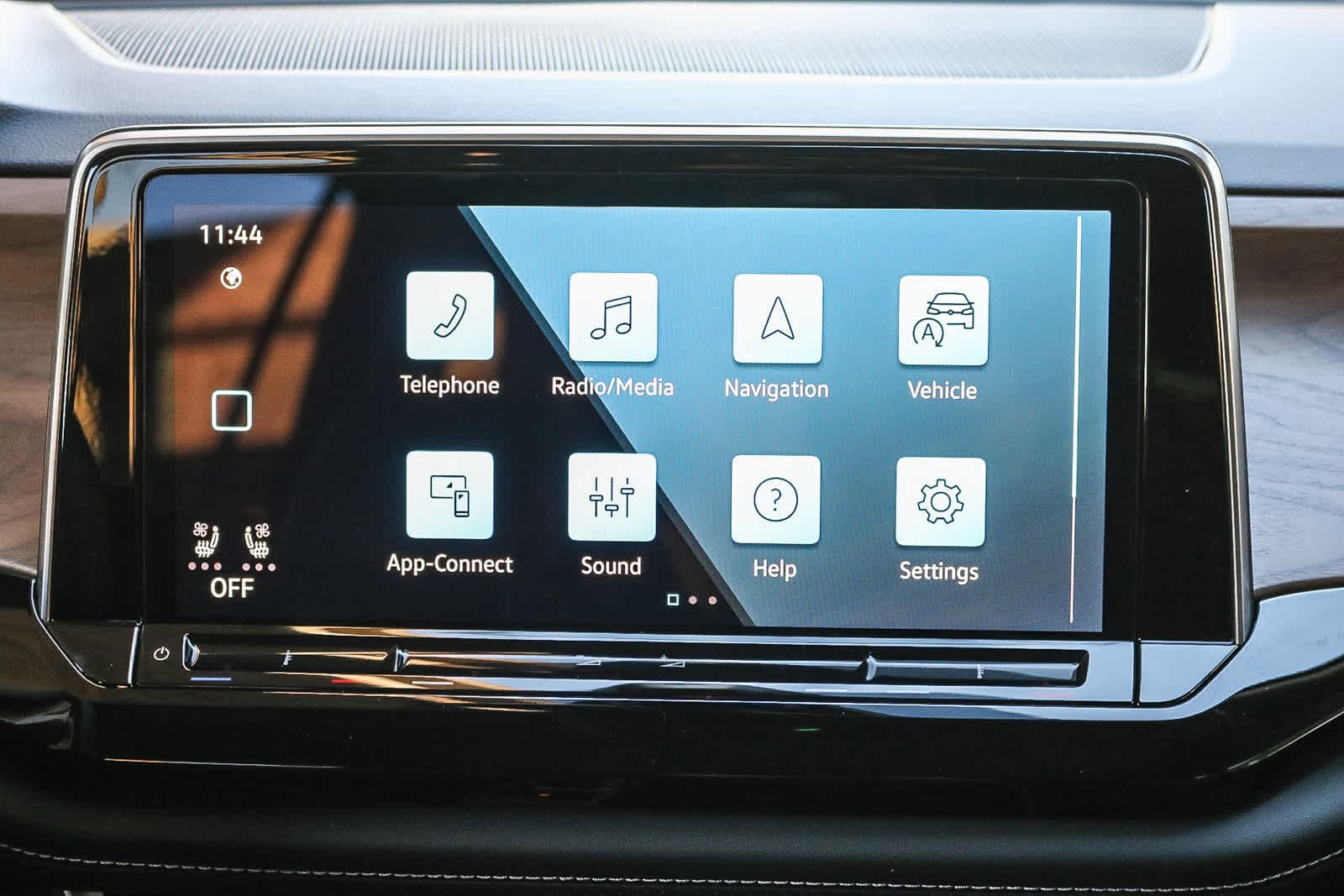 Thumbnail: 2026 Volkswagen Atlas - 16