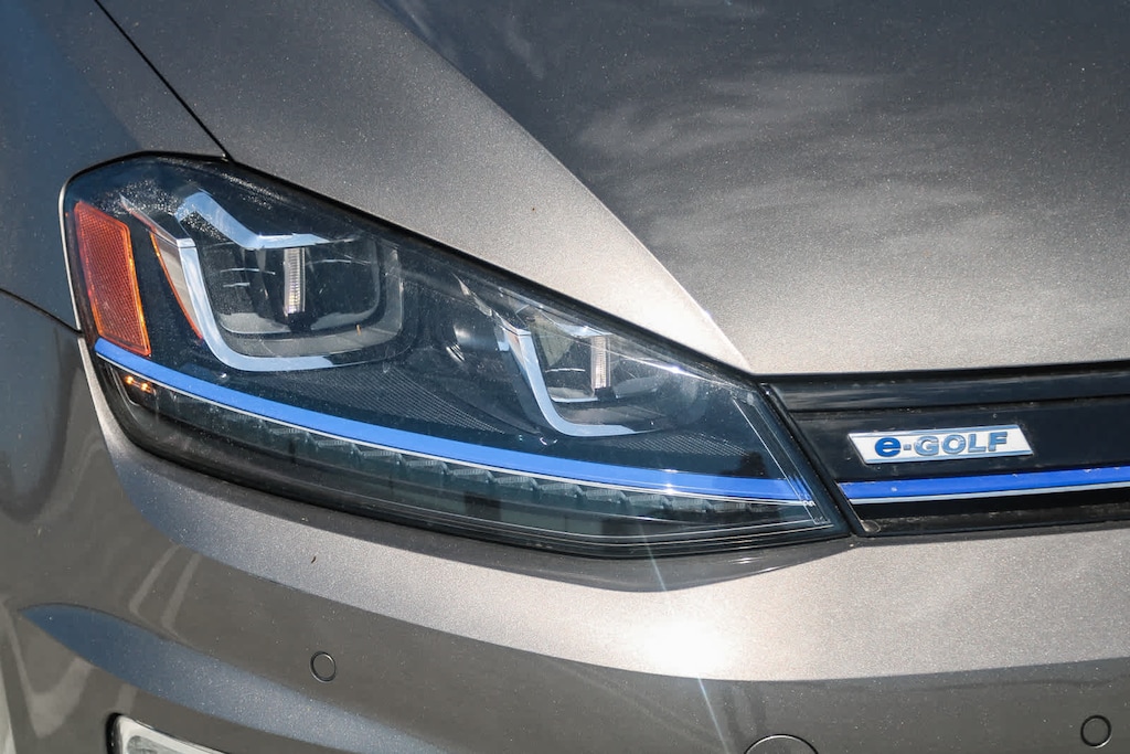 Used 2016 Volkswagen e-Golf SEL Premium Hatchback