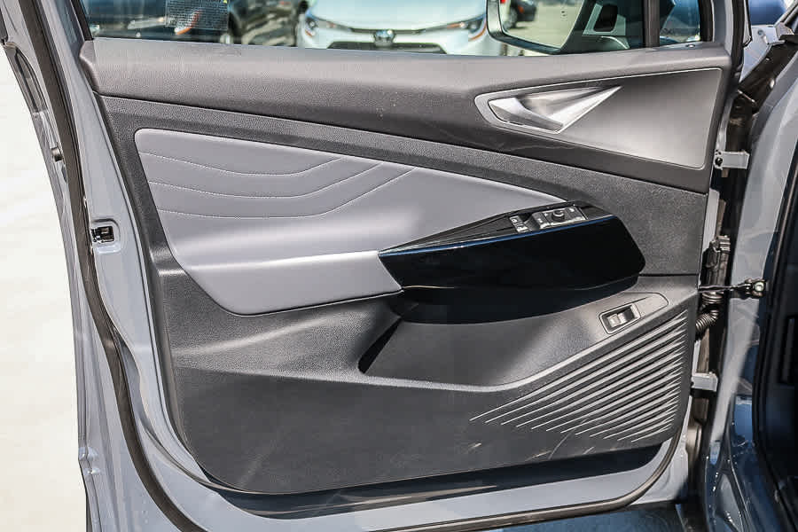 Thumbnail: 2025 Volkswagen ID.4 - 23