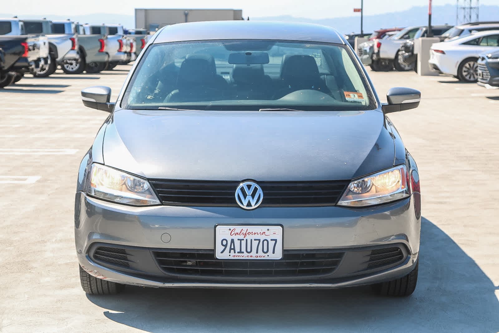 Thumbnail: 2011 Volkswagen Jetta - 2