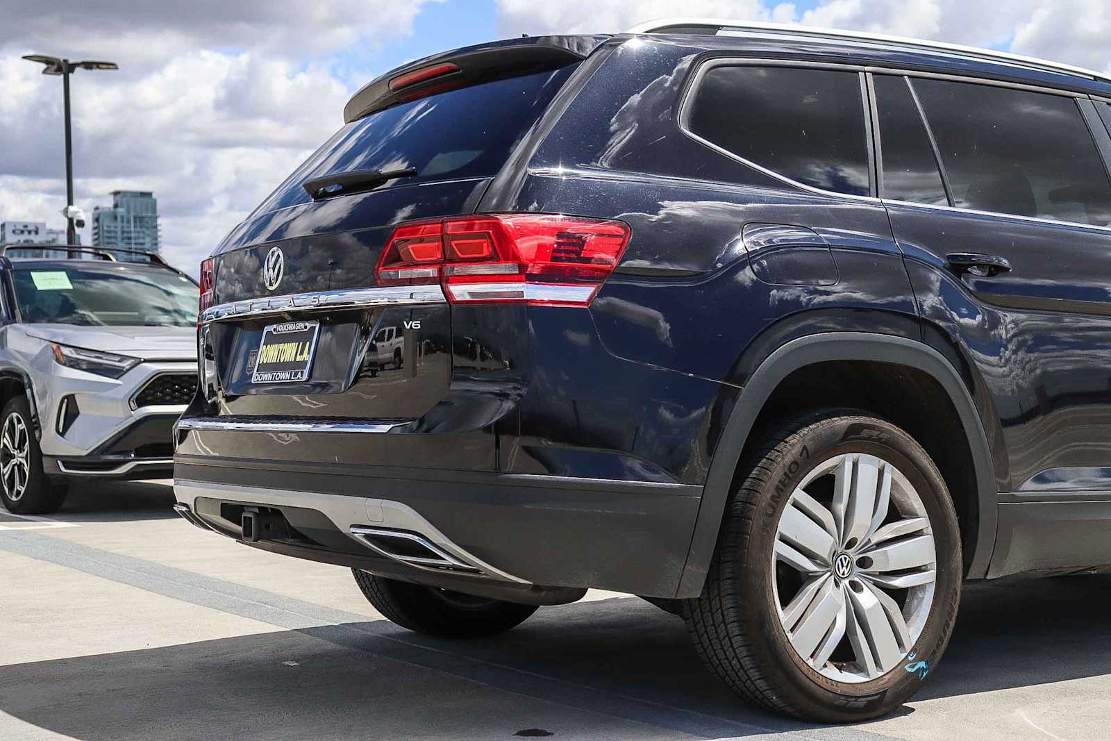 Thumbnail: 2019 Volkswagen Atlas - 9