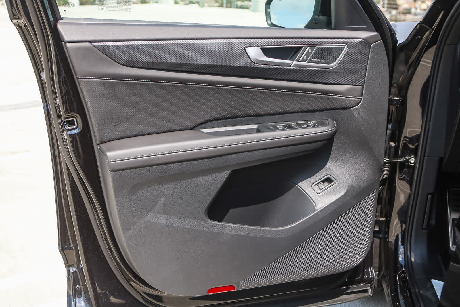 Thumbnail: 2026 Volkswagen Atlas - 23