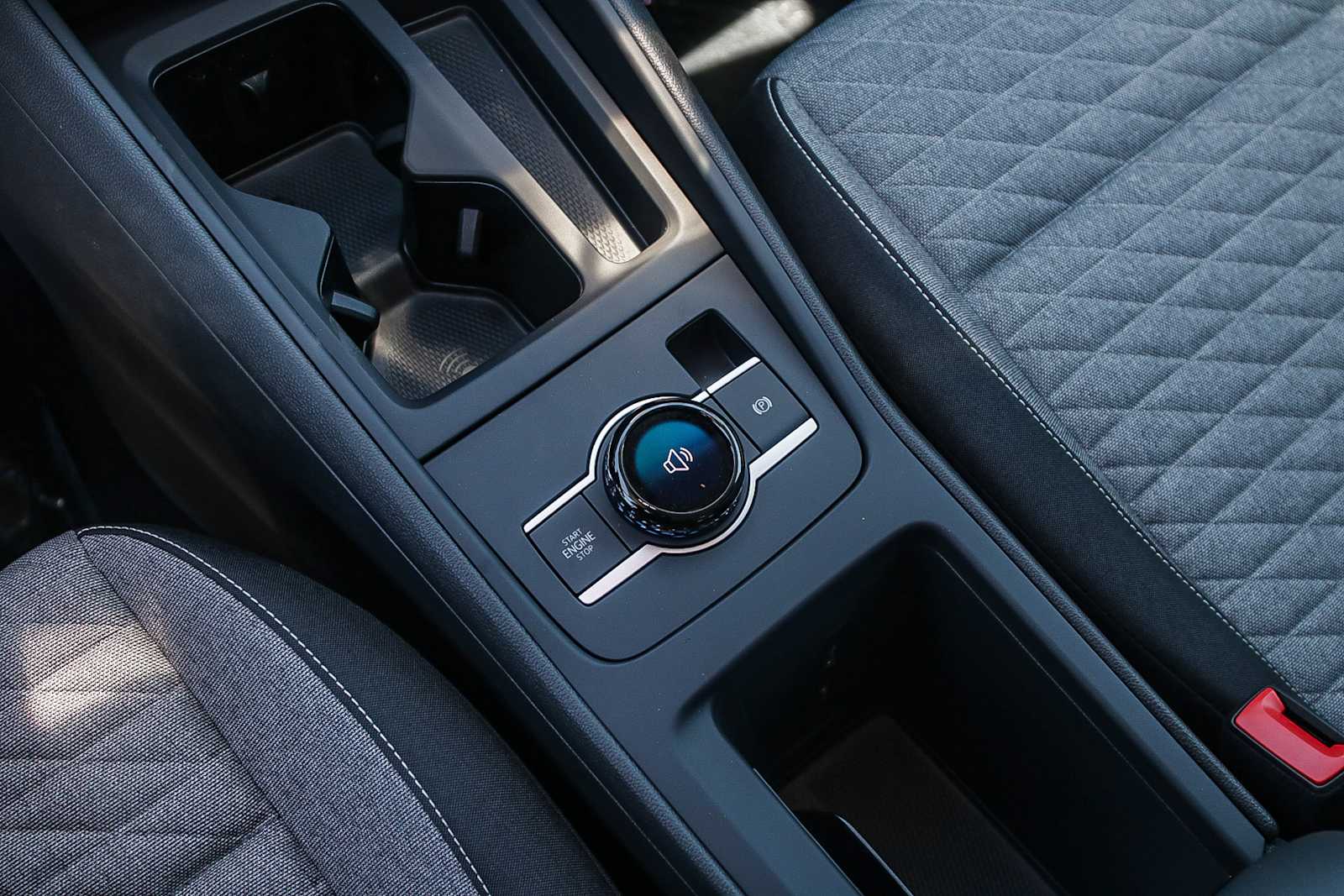 Thumbnail: 2025 Volkswagen Tiguan - 20