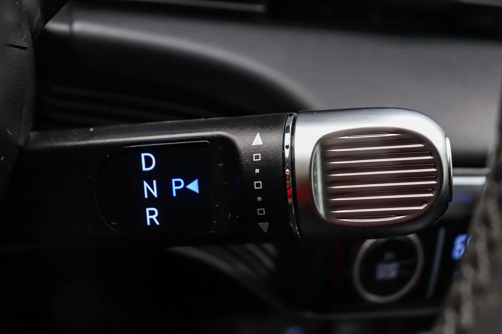 Thumbnail: 2022 Hyundai Ioniq 5 - 17