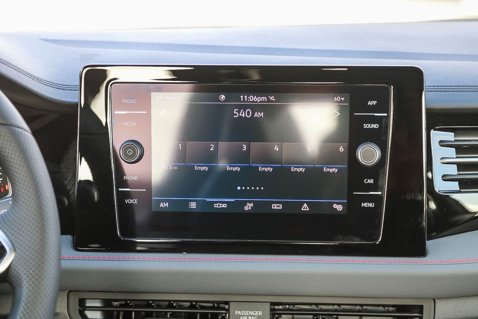 Thumbnail: 2025 Volkswagen Jetta - 17