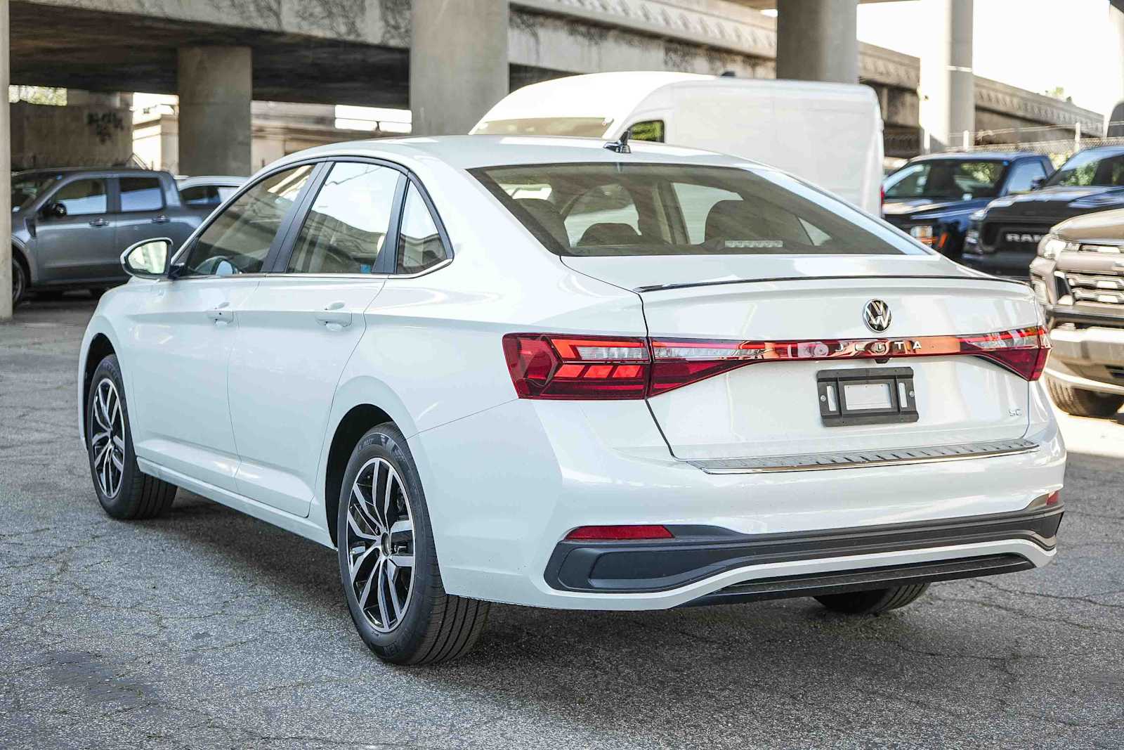 Thumbnail: 2026 Volkswagen Jetta - 8