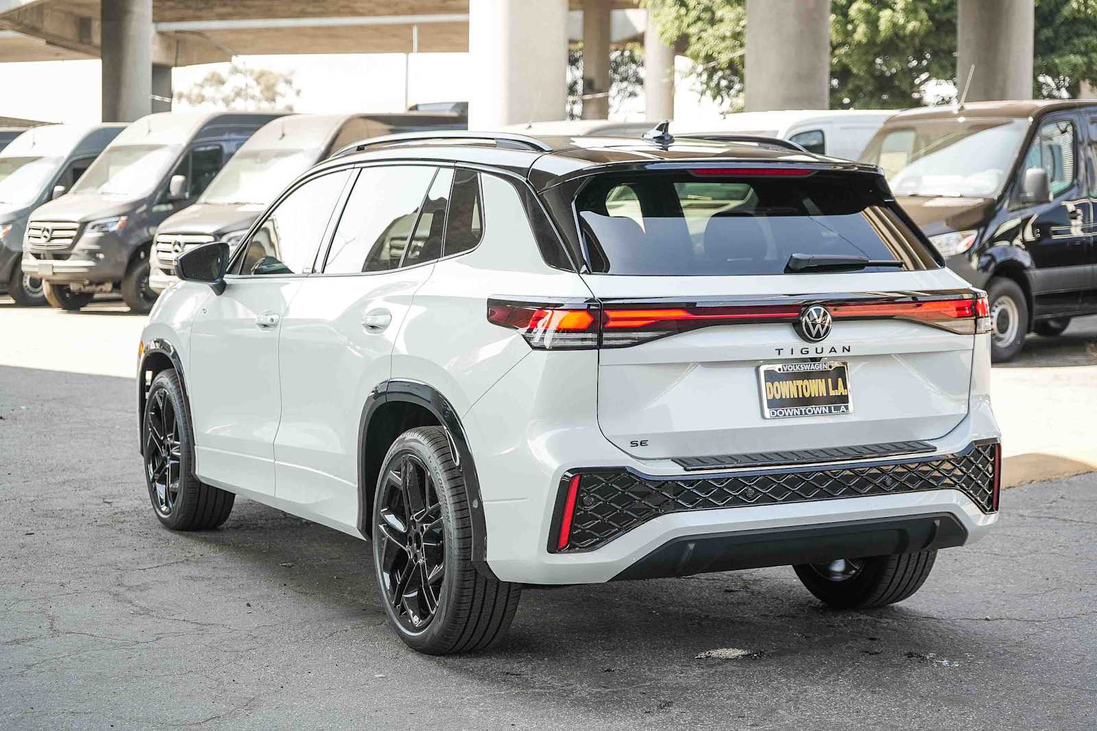 Thumbnail: 2026 Volkswagen Tiguan - 8