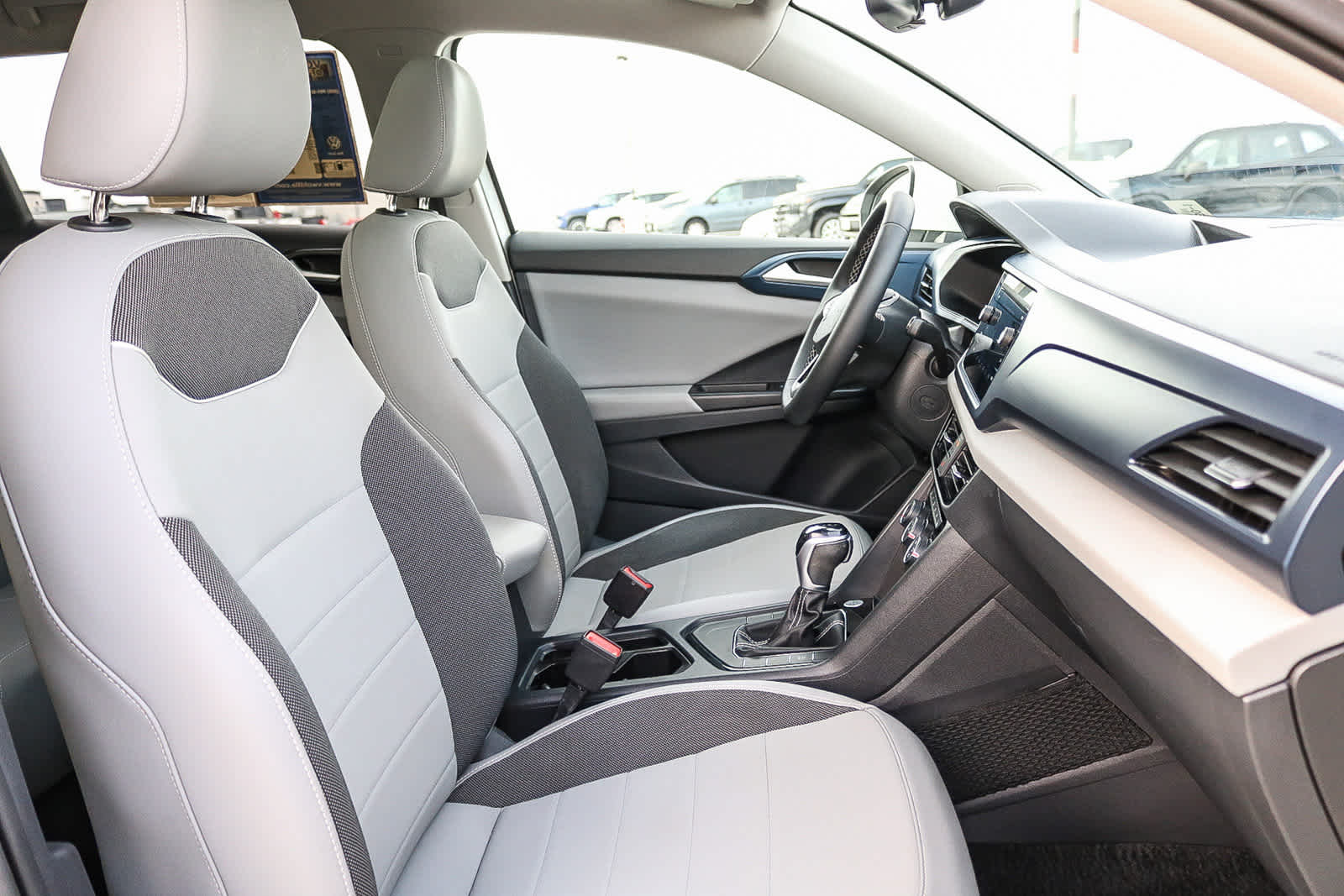 Thumbnail: 2023 Volkswagen Taos - 16