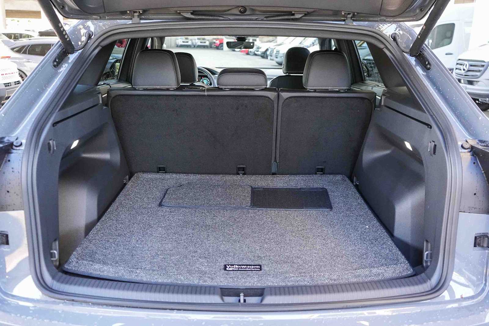 Thumbnail: 2026 Volkswagen Atlas - 12