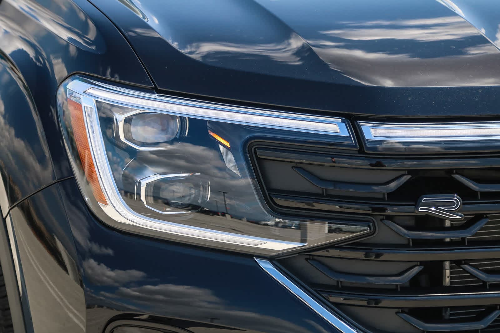 Thumbnail: 2026 Volkswagen Atlas - 4