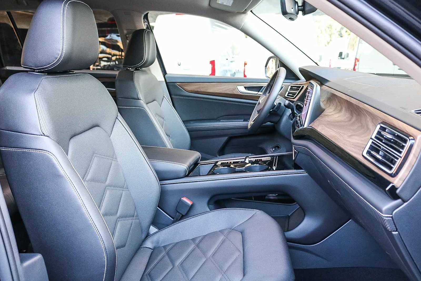 Thumbnail: 2026 Volkswagen Atlas - 18