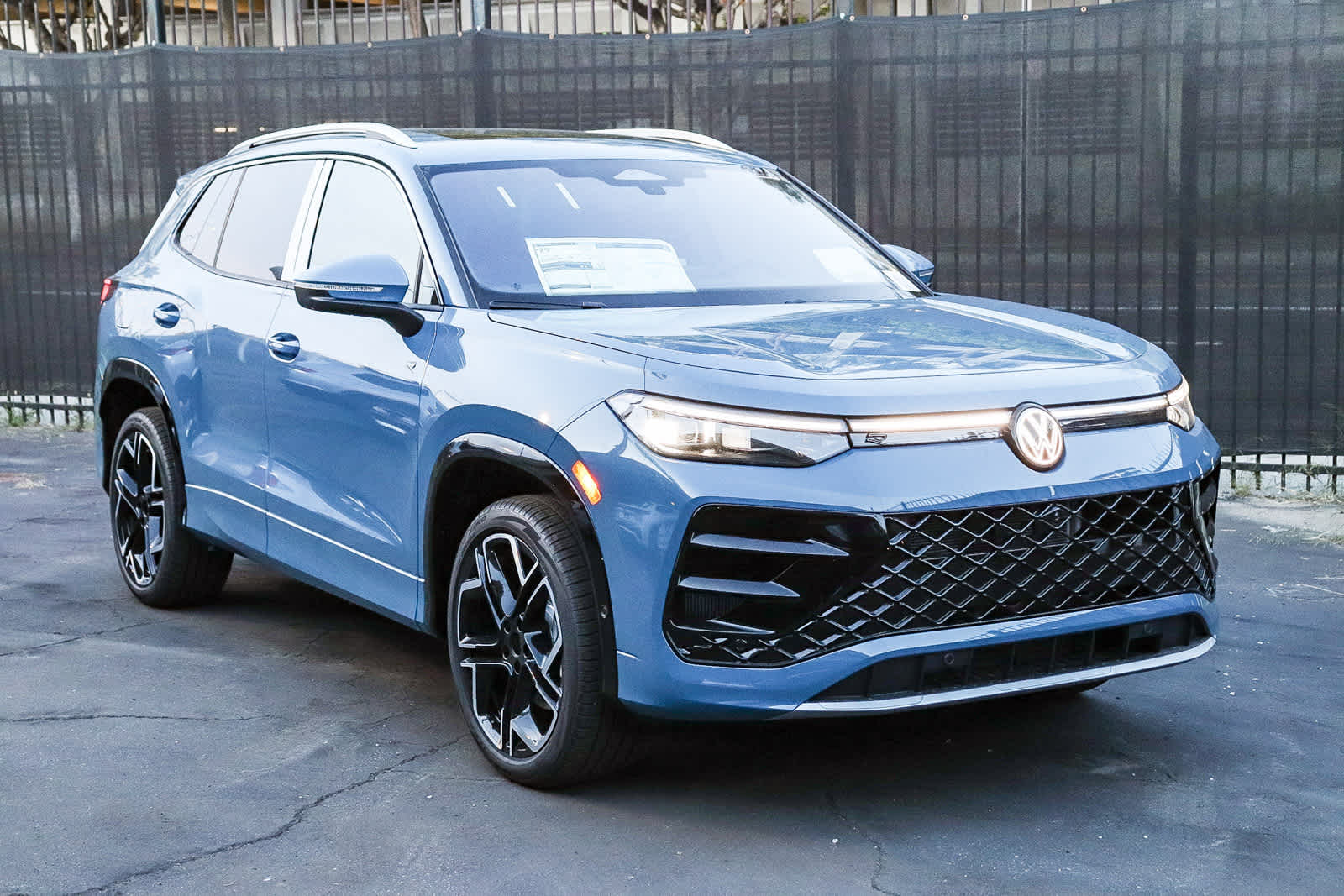 Thumbnail: 2026 Volkswagen Tiguan - 3