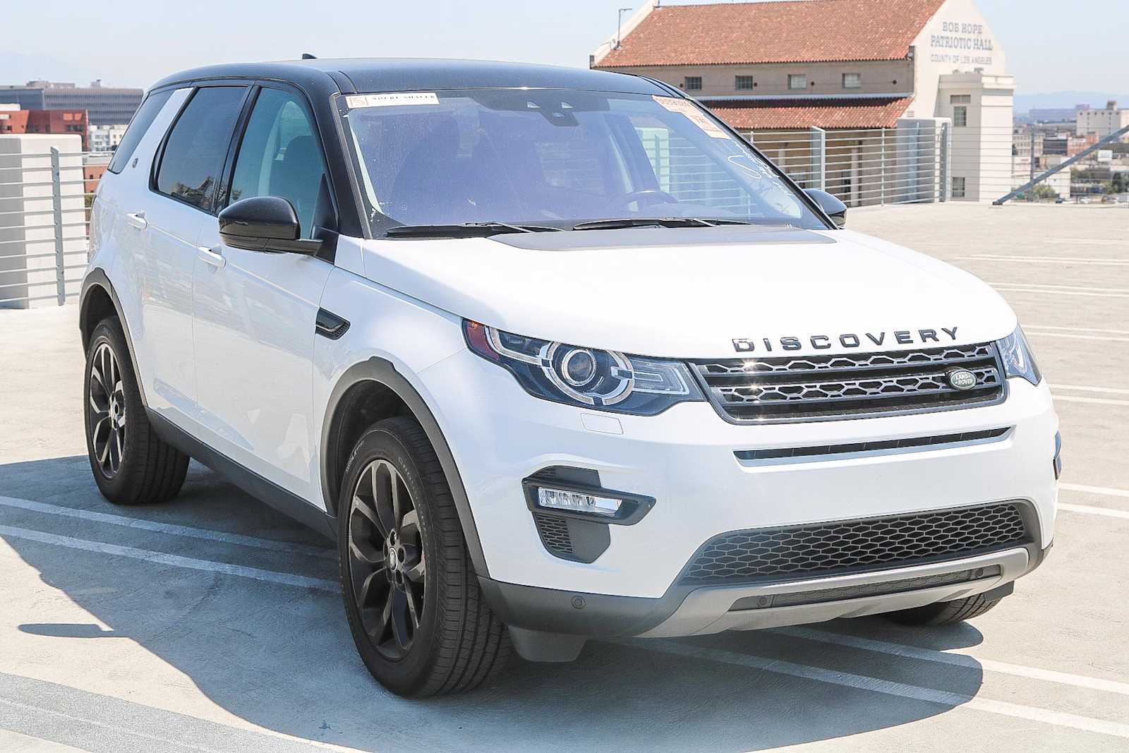 2018 Land Rover Discovery Sport HSE photo 3