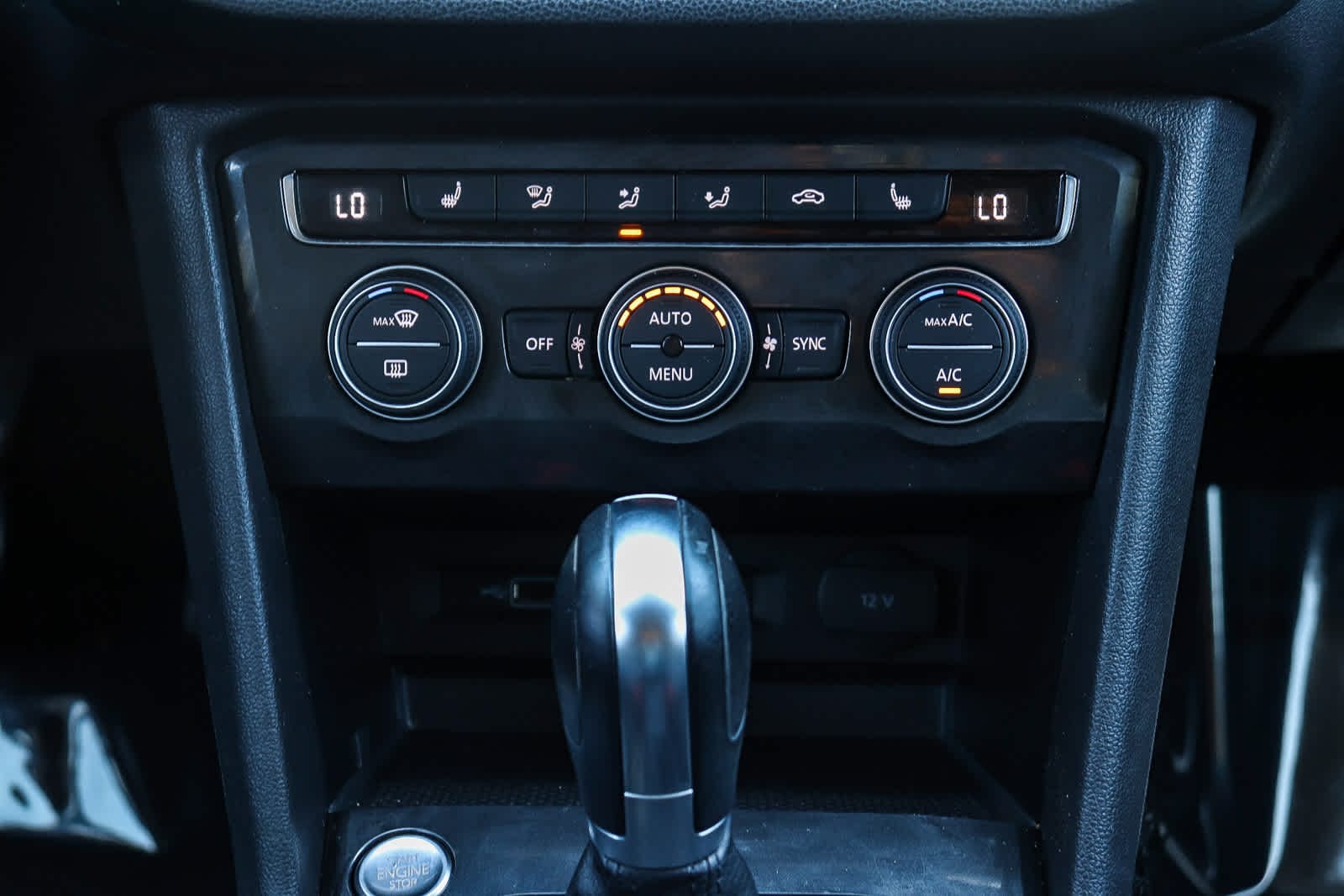 Thumbnail: 2019 Volkswagen Tiguan - 14