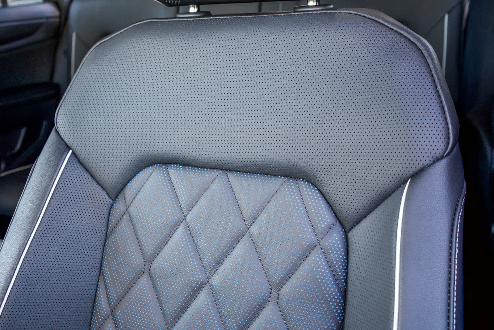 Thumbnail: 2026 Volkswagen Atlas - 24